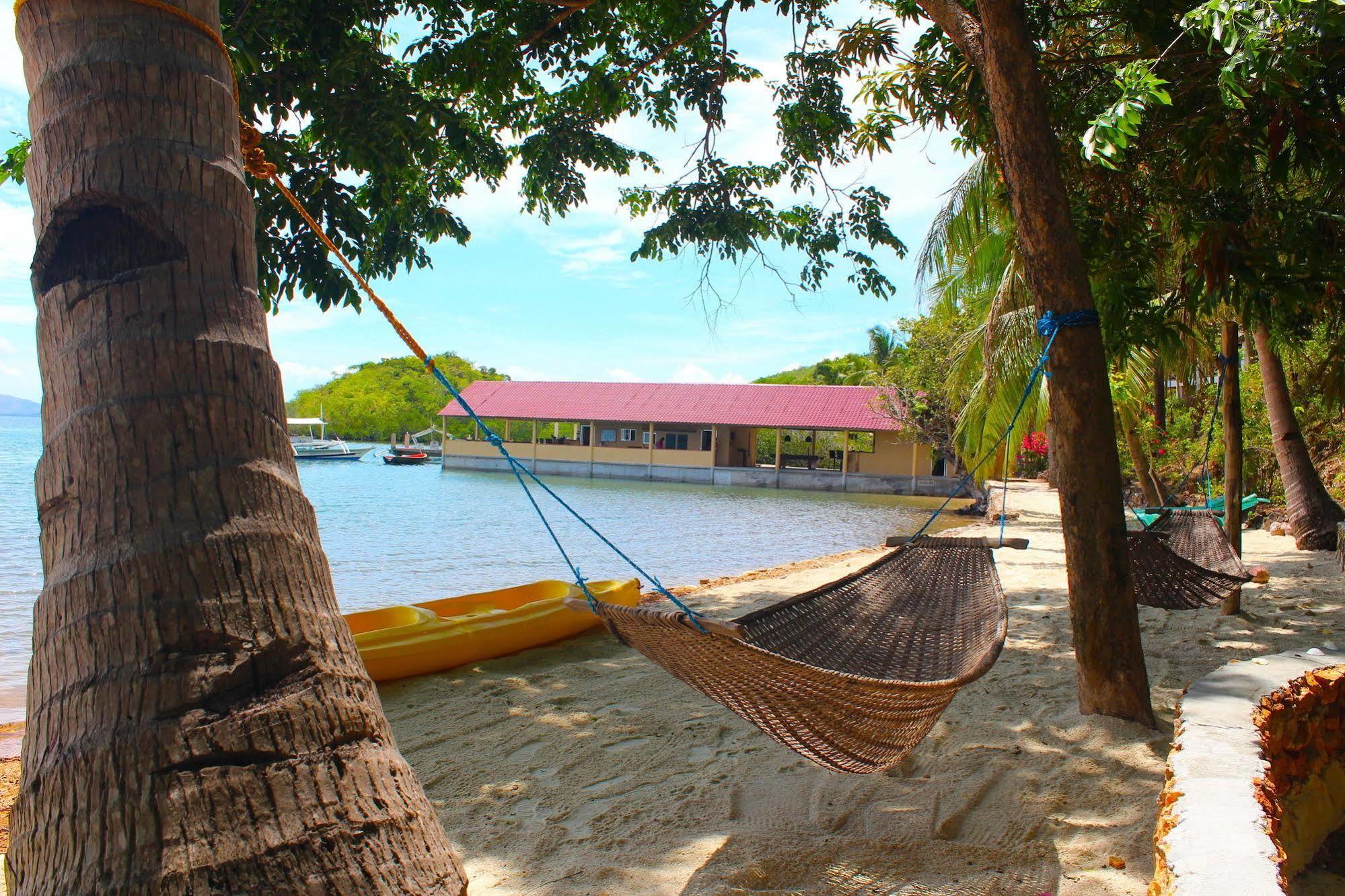 Chindonan Dive And Beach Resort Coron Exterior photo